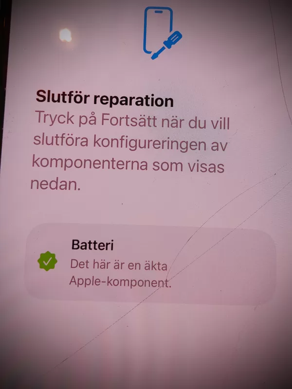 Nya batterier &amp; skärmar som telefonen känner igen